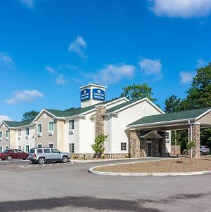 Cobblestone Hotel & Suites - Harborcreek Erie Exterior photo