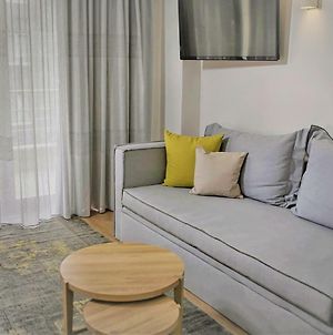 Mirivili Rooms & Suites Athens Exterior photo