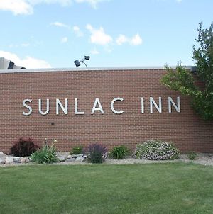 Sunlac Inn Lakota Exterior photo