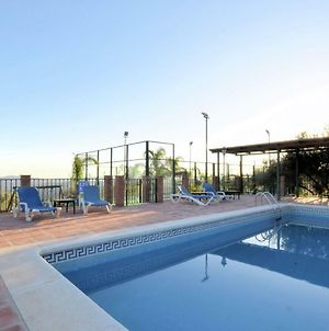 Comfortable Cottage In Periana With Swimming Pool Exterior photo