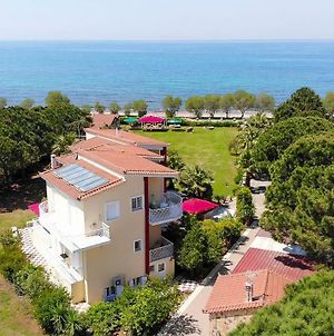 Irida Resort Suites Kyparissia Exterior photo