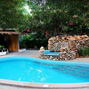 Shantie Shakthi Vagator Resort With Swimming Pool Exterior photo