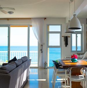 Ocho Rios Penthouse At Whispering Seas Apartment Exterior photo
