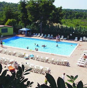 Villaggio Club Baia Di Paradiso Peschici Exterior photo
