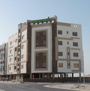 Sea Plaza Apartment Manama Exterior photo