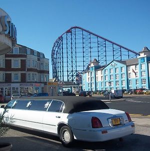 Hotel Avano - Pleasure Beach Blackpool Exterior photo