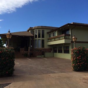 House Of Fountains Bed & Breakfast Lahaina Exterior photo