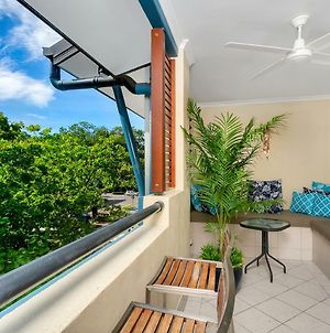 Apartment In The Heart Of Port Douglas Exterior photo