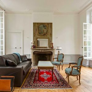 Veeve - Classical On Ile De La Cite Apartment Paris Exterior photo