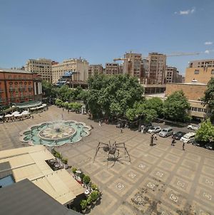 Moscow Boutique Hotel Yerevan Exterior photo