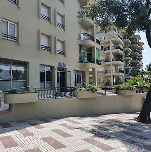 Faro Solo Para Mujeres Hostel Platja d'Aro Exterior photo