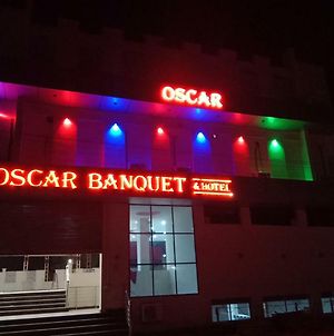 Oscar Banquet And Hotel Kalka Exterior photo