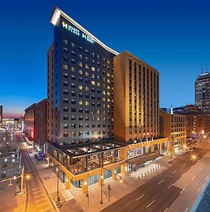 Hyatt Place Indianapolis Downtown Hotel Exterior photo