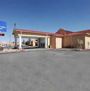 Americas Best Value Inn And Suites Gallup Exterior photo