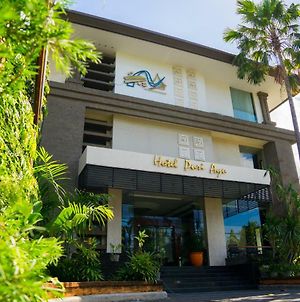 Hotel Puri Ayu Denpasar  Exterior photo