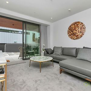 Qv Enjoying The Large Terrace - 866 Apartment Auckland Exterior photo