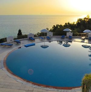 Agios Gordios Beach Holiday Apartments With Pool Maria Exterior photo