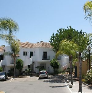 Villa En Senorio De Gonzaga Marbella Exterior photo
