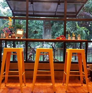 Manonnee Bed & Breakfast Chiang Rai Exterior photo
