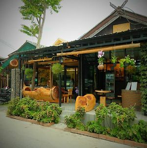 Counting Sheeps At Cnx (Adults Only) Hostel Chiang Mai Exterior photo