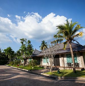 Dream Garden Resort Amphawa Exterior photo