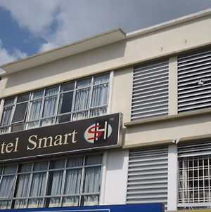 Smart Hotel Bangi Seksyen 9 Bandar Baru Bangi Exterior photo