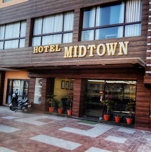 Hotel Mid Town By Royal Collection Hotels Mussoorie Exterior photo