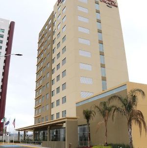 Hampton Inn & Suites By Hilton Puebla Exterior photo