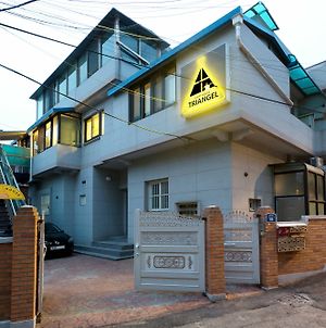 Triangel Guesthouse Seoul Exterior photo