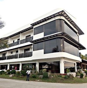 Jamont Hotel Sipalay Exterior photo