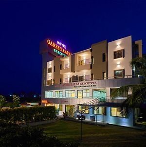 Hotel Ganeshratna Executive Kolhapur Exterior photo