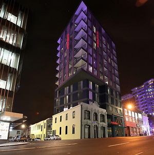 Ramada Suites Victoria Street West Auckland Exterior photo
