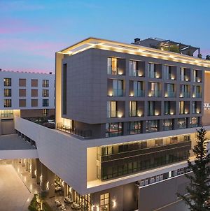 Doubletree By Hilton Antalya City Centre Hotel Exterior photo