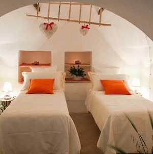 Family Suite Del Vico - Apartment With 2 Rooms In Alberobello, With Wo Exterior photo