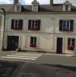 Le Chaton Rouge Bed & Breakfast Saint-Pierre-du-Lorouer Exterior photo