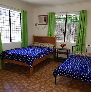 Omg Guesthouse Room For 3 Samal Exterior photo