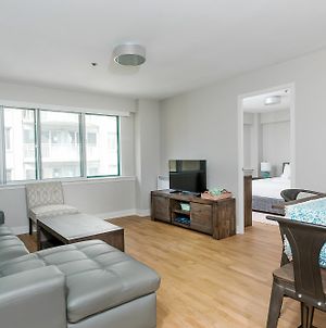 Chic 1Br In Milton Park By Sonder Apartment Montreal Exterior photo