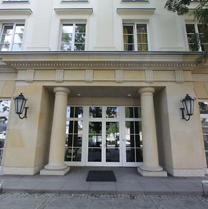 Dom Pomocy Studentom Hostel Warsaw Exterior photo