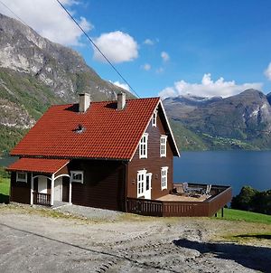 Charming Timber House In Stryn, Norway Villa Exterior photo