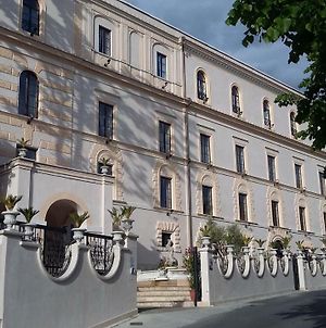Palazzo Moraschi Subiaco Bed & Breakfast Exterior photo