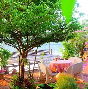 Loy Manee House Bed & Breakfast Phra Nakhon Si Ayutthaya Exterior photo