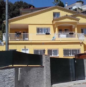 La Casita Amarilla Apartment Argentona Exterior photo
