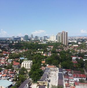 Obaid'S Condo At Winland Towers Cebu Exterior photo