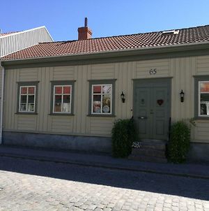 Ullabo Gardshus Apartment Varberg Exterior photo