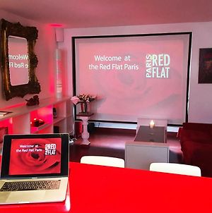 Red Flat Paris Apartment Exterior photo