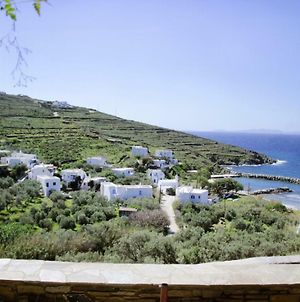 Cozy Guesthouse - Agios Romanos Exterior photo