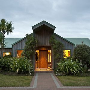 Whakaipo Lodge Taupo Exterior photo