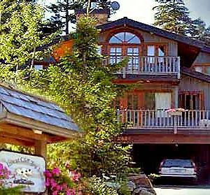 Inn At Clifftop Lane Bed And Breakfast Whistler Exterior photo