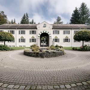 Gastehaus Schloss Abtsee Hotel Laufen Exterior photo