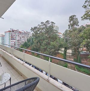 Light Apartment With Amazing Balcony, By Timecooler Lisbon Exterior photo